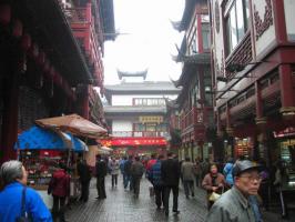 Yuyuan Market Pedestrians